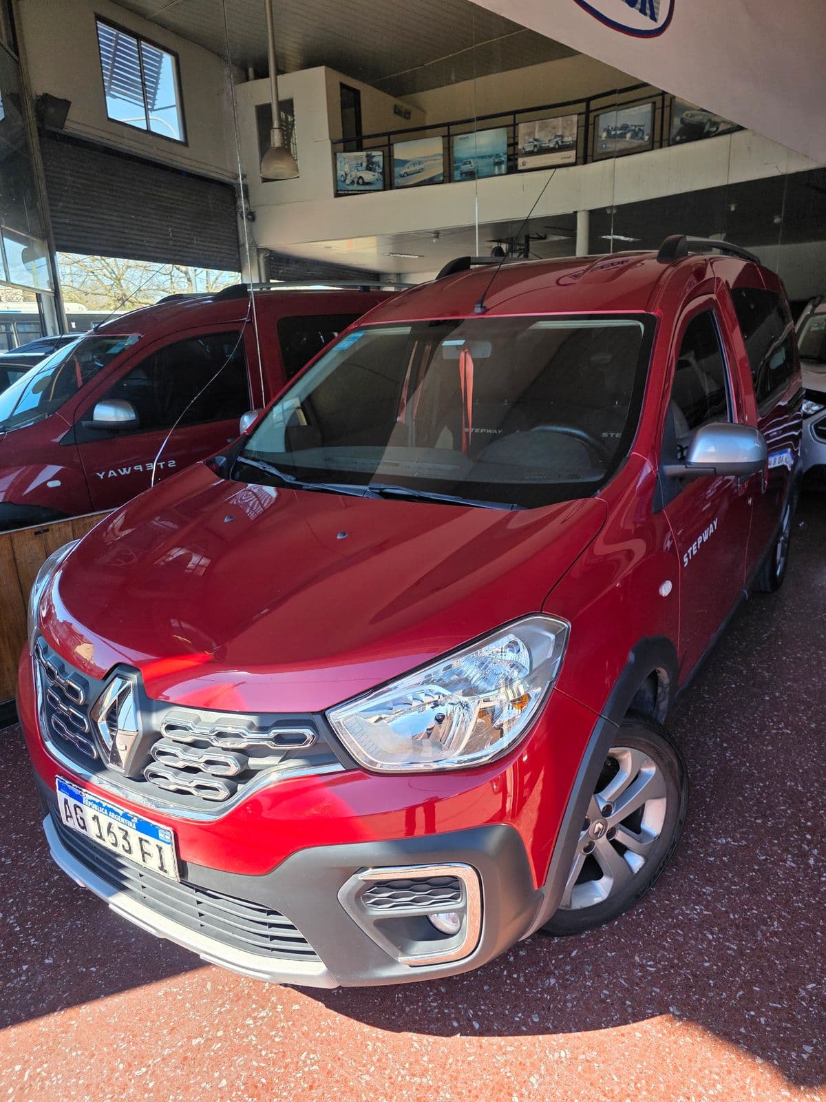 Foto de RENAULT KANGOO L/18 1.6 SCE STEPWAY