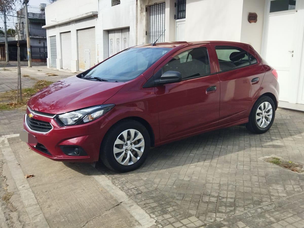 Foto de CHEVROLET ONIX 1.4 LT L/17