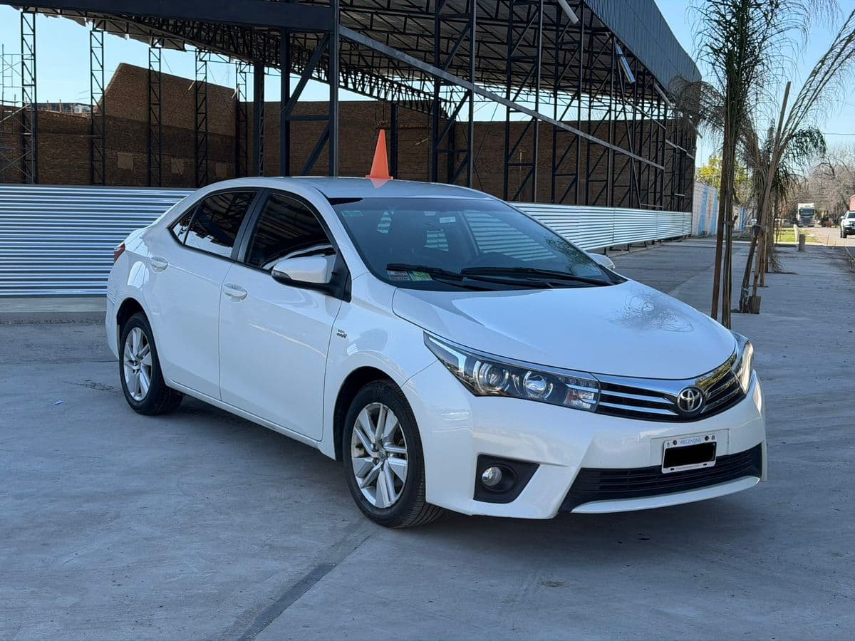 Foto de TOYOTA COROLLA 1.8 XEI L/14