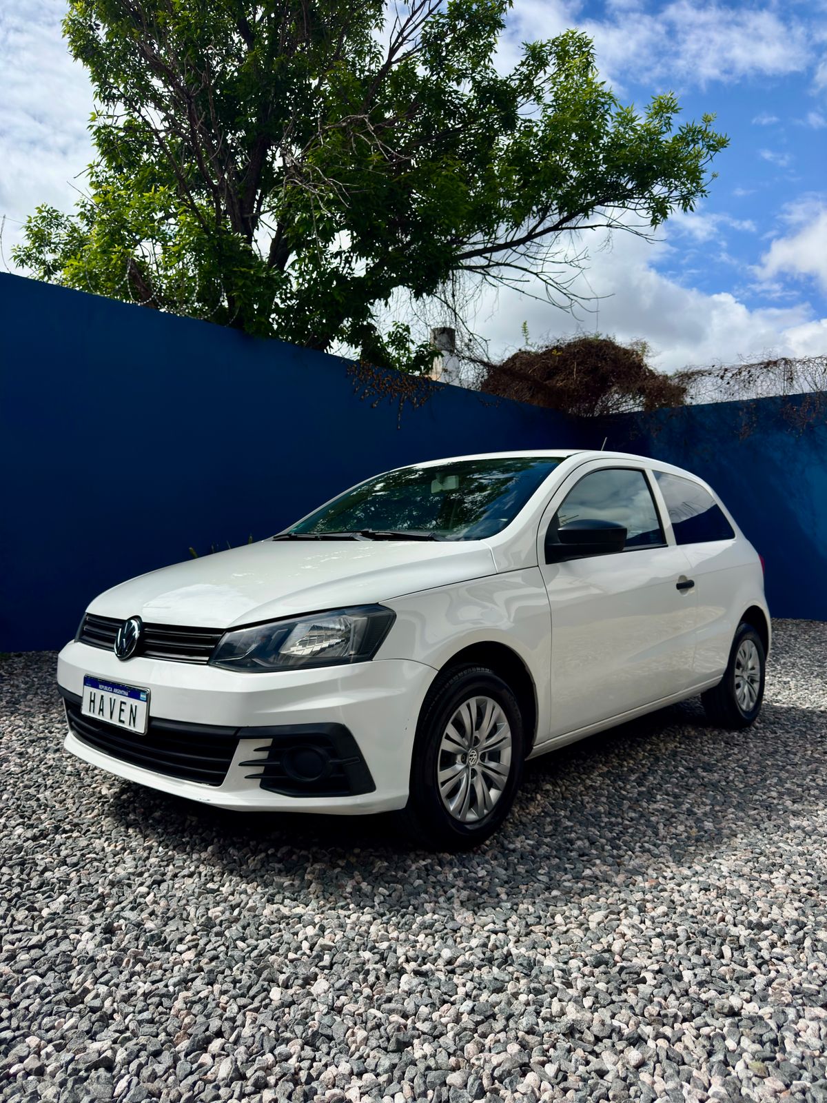 Foto de VOLKSWAGEN GOL TREND 1.6 3 P L/17 TRENDLINE