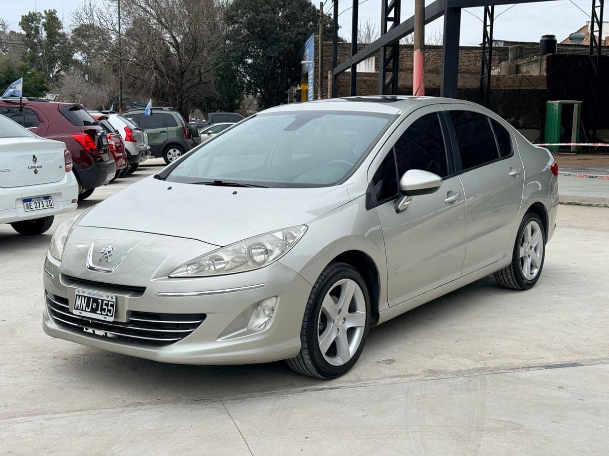 Foto de PEUGEOT 408 1.6 HDI FELINE
