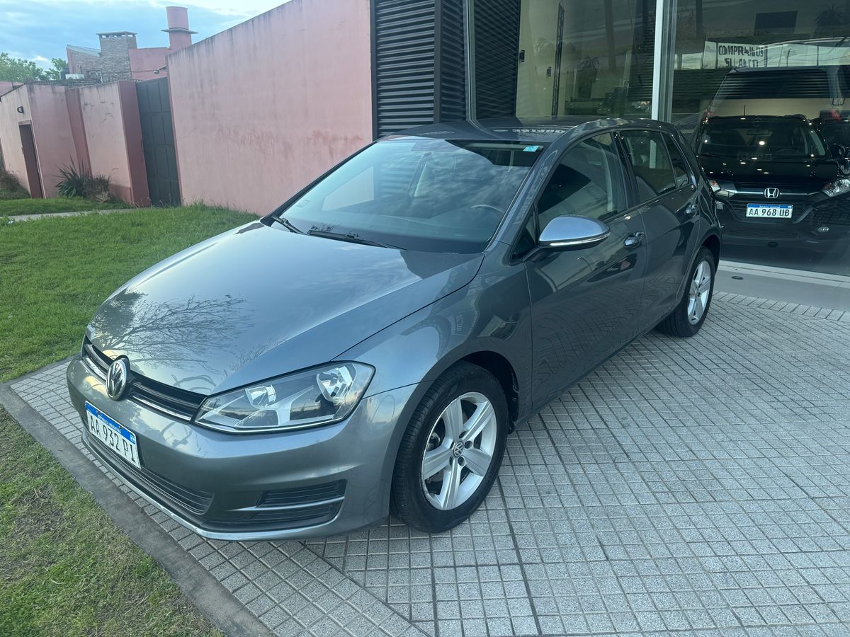 Foto de VOLKSWAGEN GOLF VII 1.6 FSI TRENDLINE