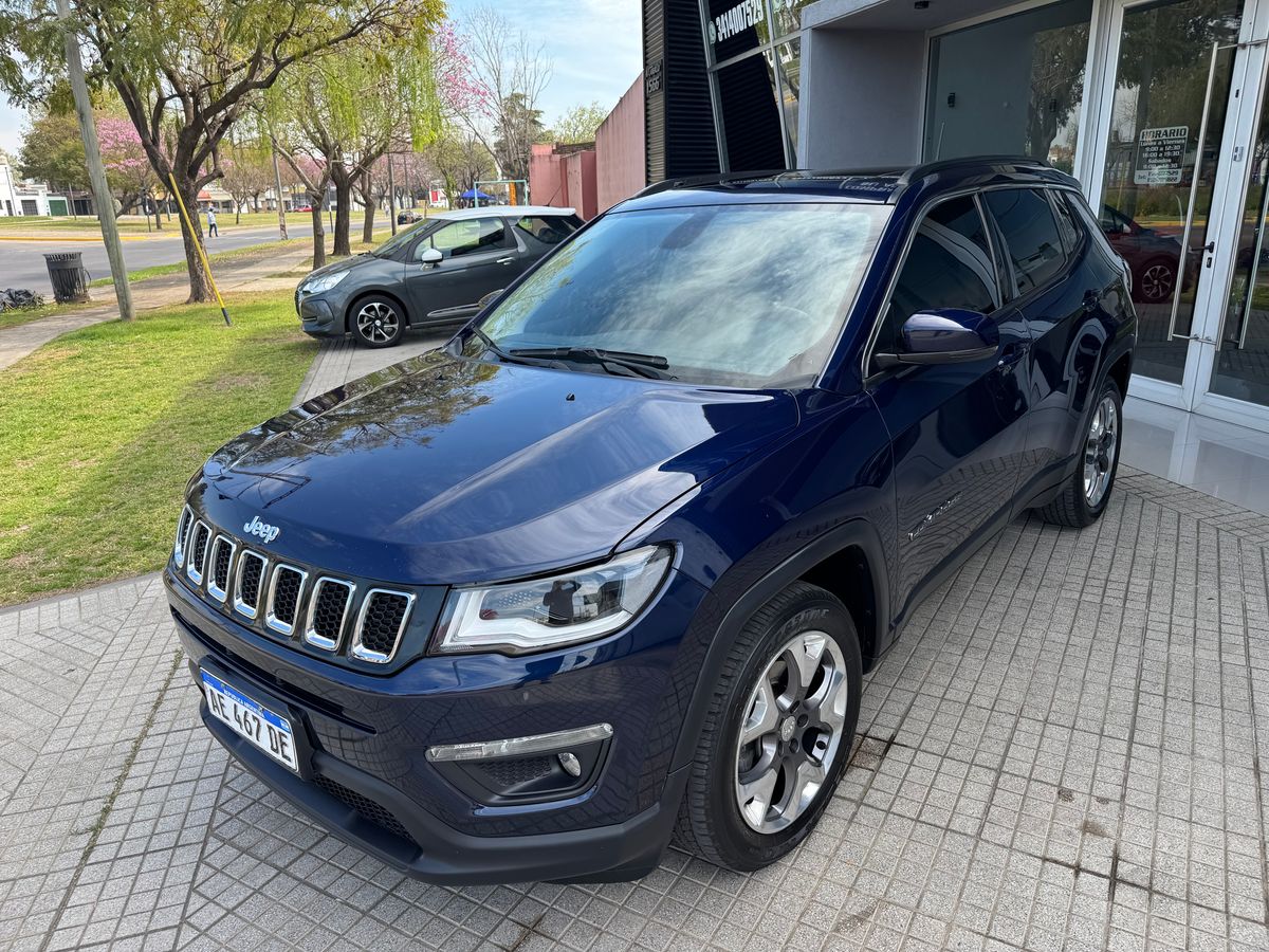 Foto de CHRYSLER JEEP COMPASS 2.4 LONGITUDE AT6 4X2