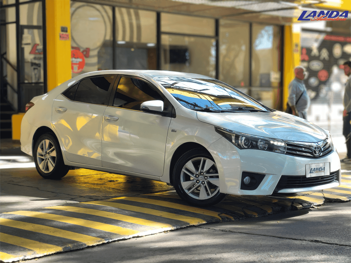 Foto de TOYOTA COROLLA 1.8 XEI L/14 PACK