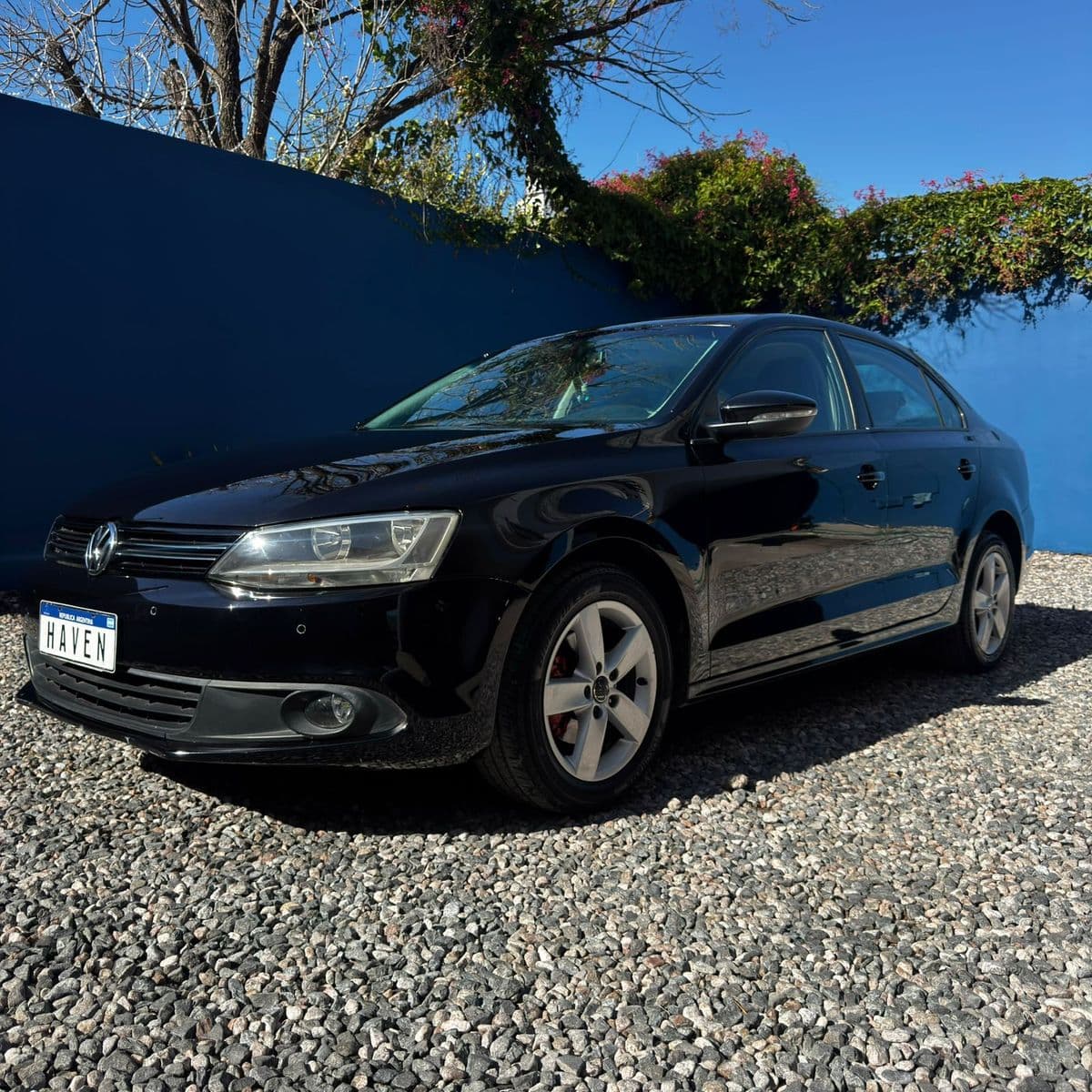 Foto de VOLKSWAGEN VENTO 2.5 170 HP LUXURY L/11