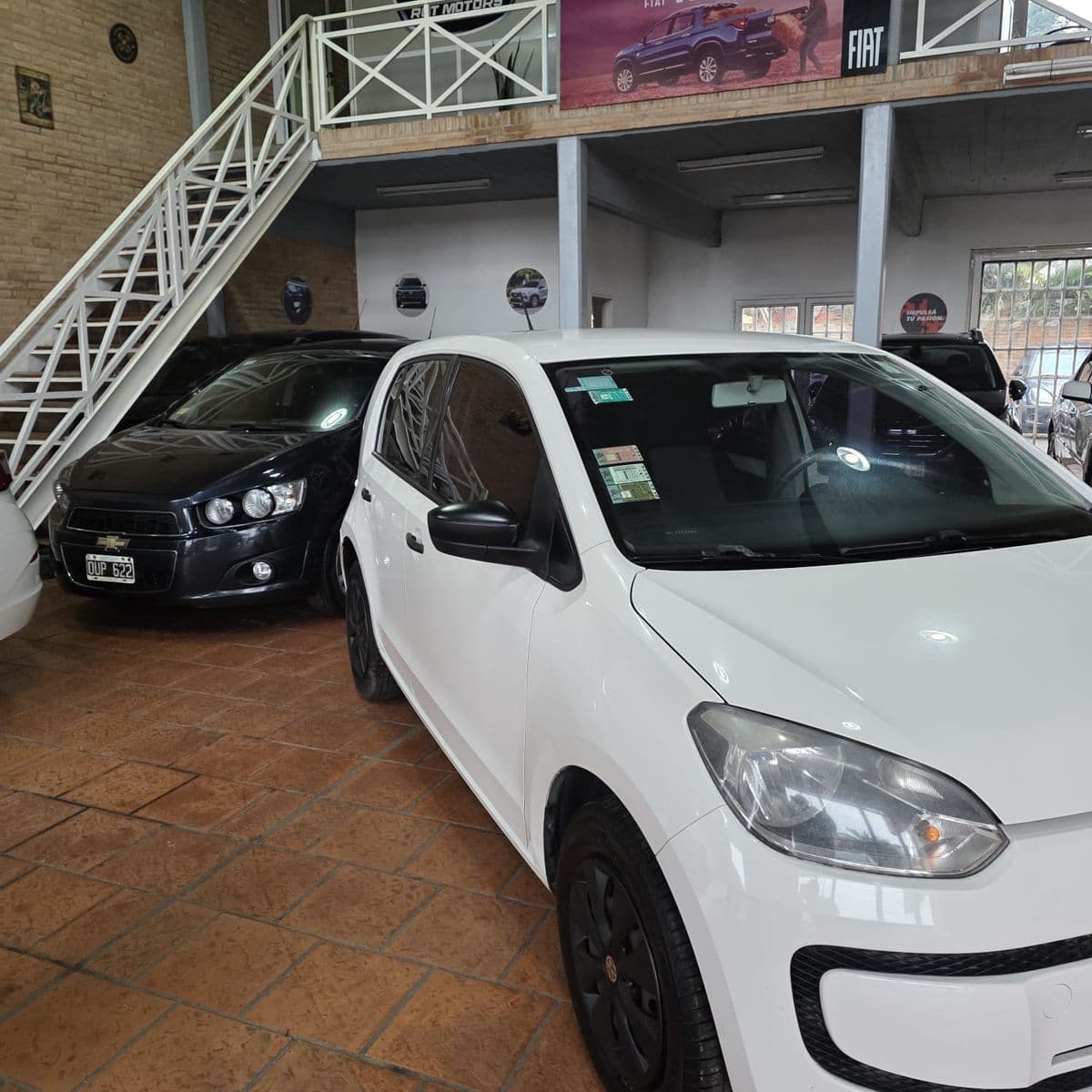 Foto de VOLKSWAGEN UP! 5 PTAS TAKE AA