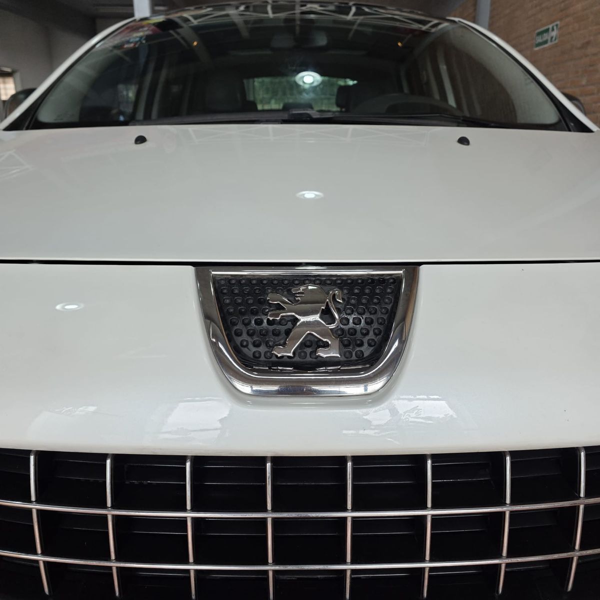 Foto de PEUGEOT 3008 1.6 FELINE TIPTRONIC