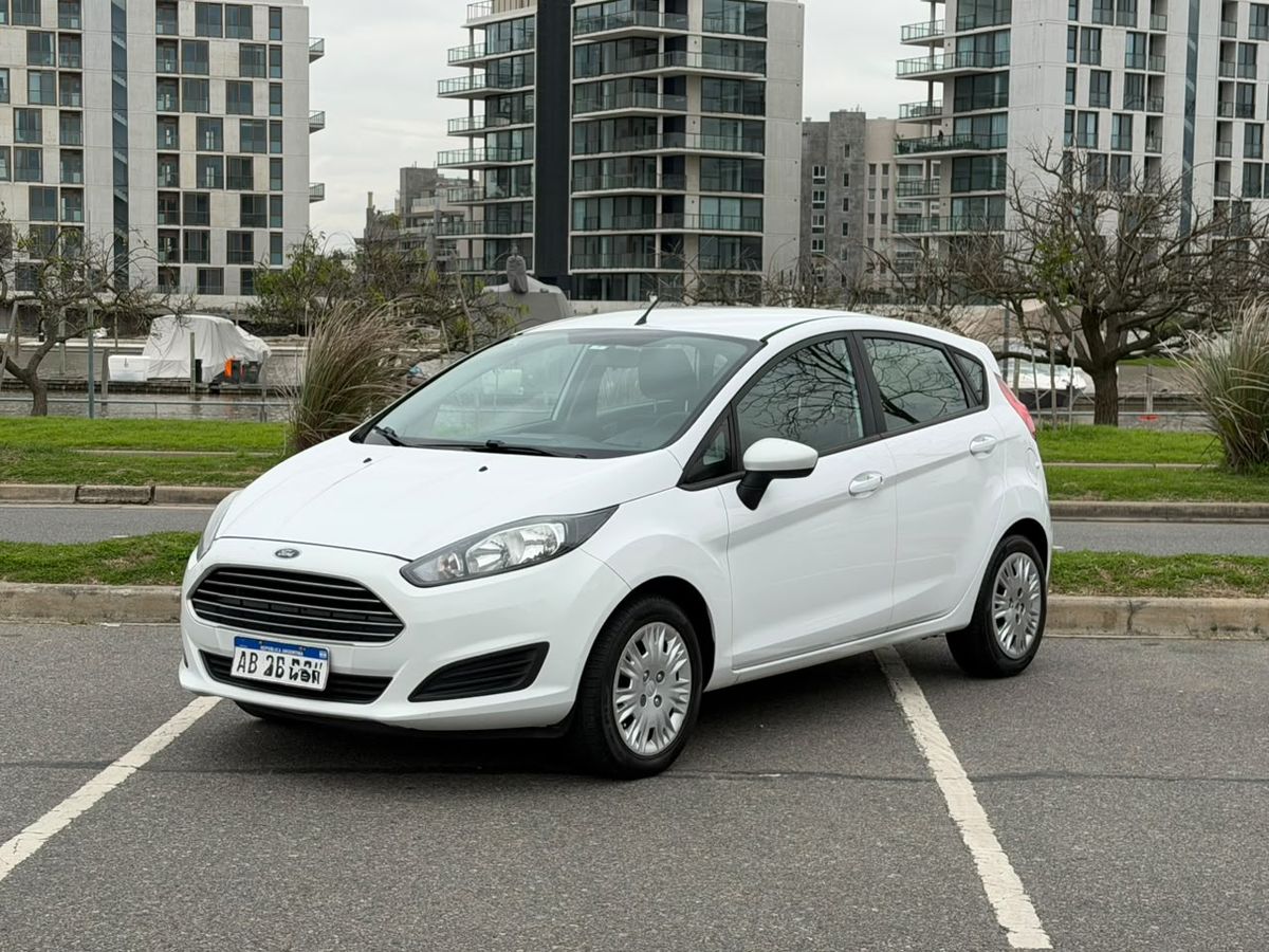 Foto de FORD FIESTA 1.6 5P S (KD)