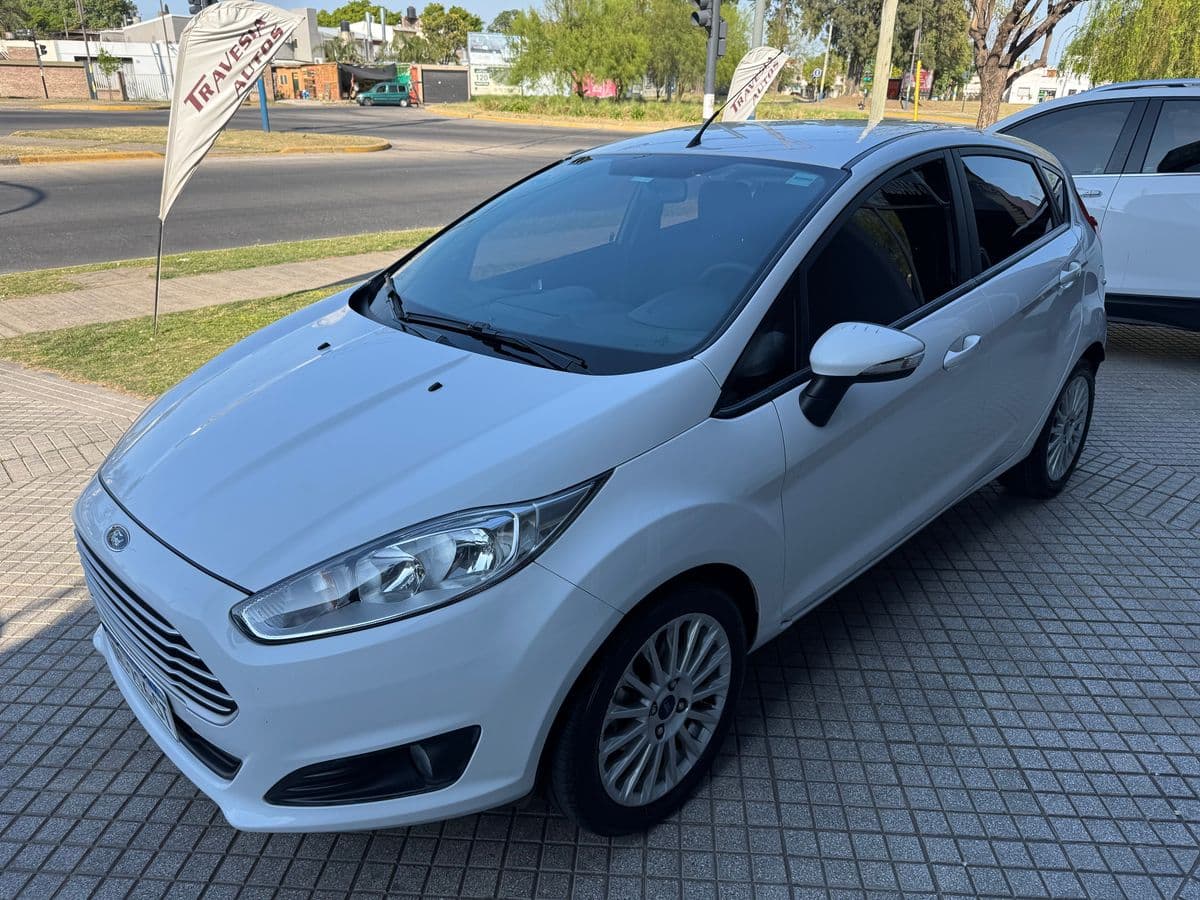 Foto de FORD FIESTA 1.6 5P SE (KD)