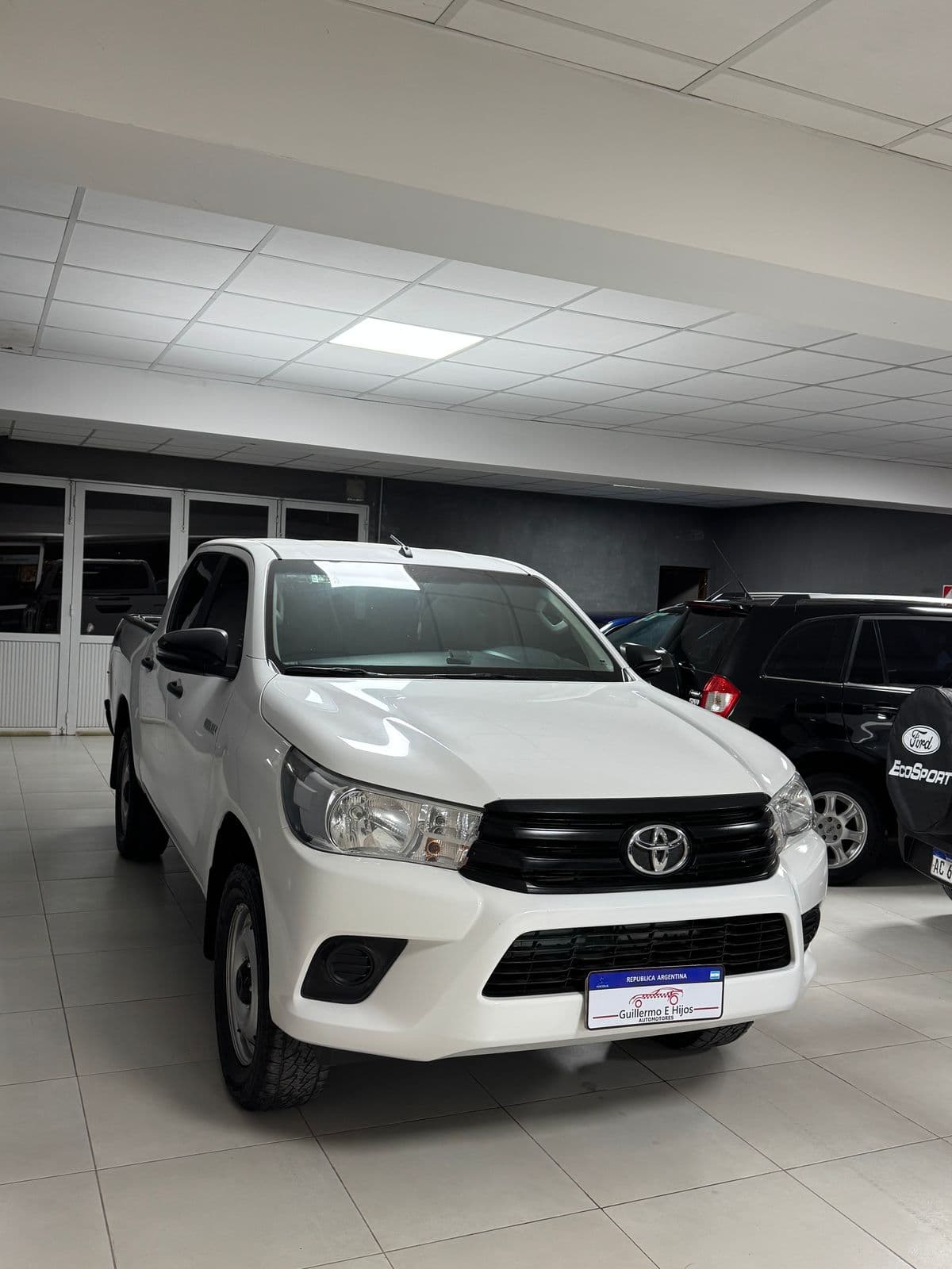 Foto de TOYOTA HILUX L/16 2.4 DC 4X4 TDI DX