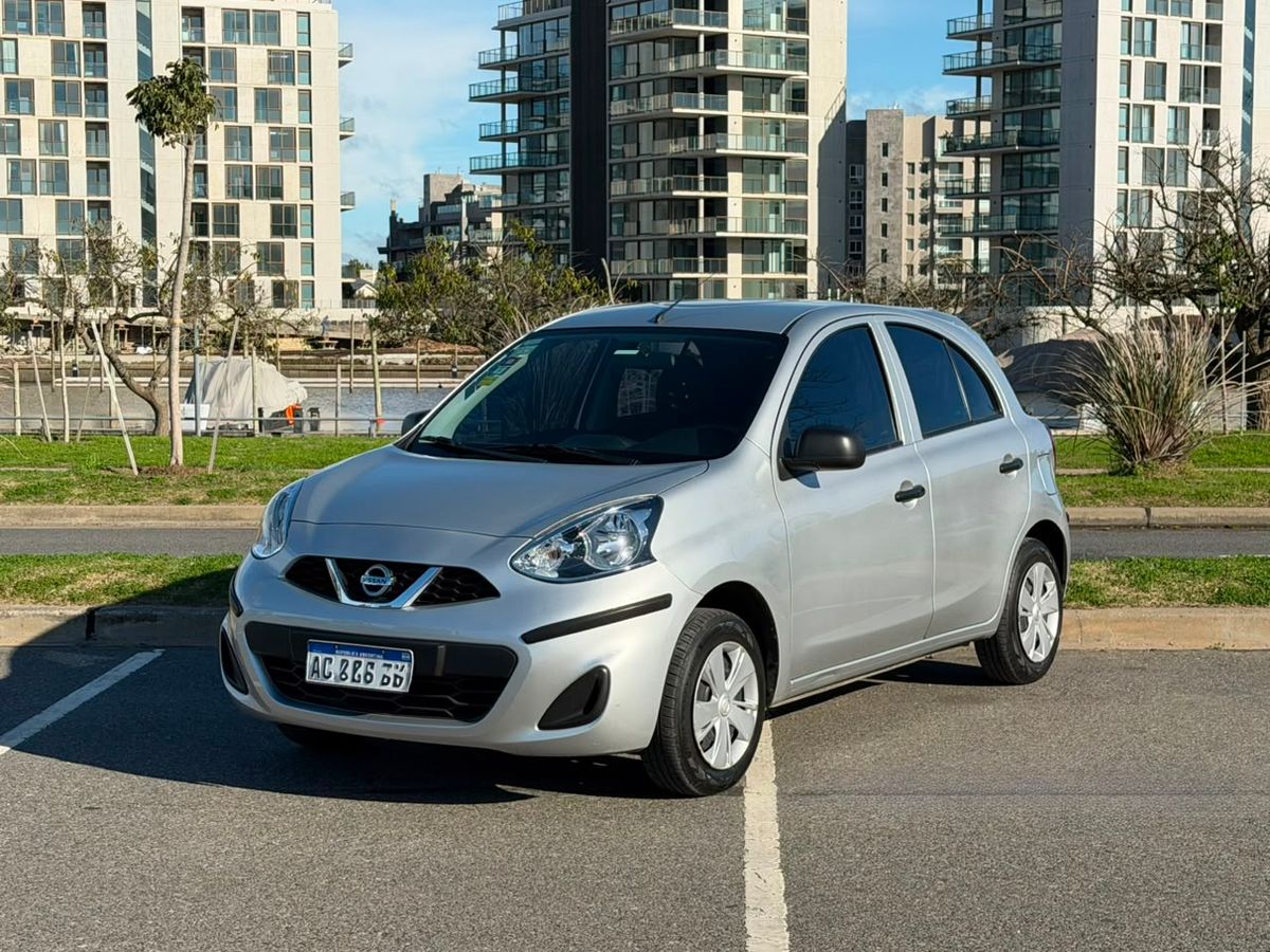 Foto de NISSAN MARCH 1.6 ACTIVE PURE DRIVE