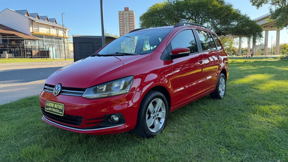 Foto de VOLKSWAGEN SURAN 1.6 TRENDLINE L/15