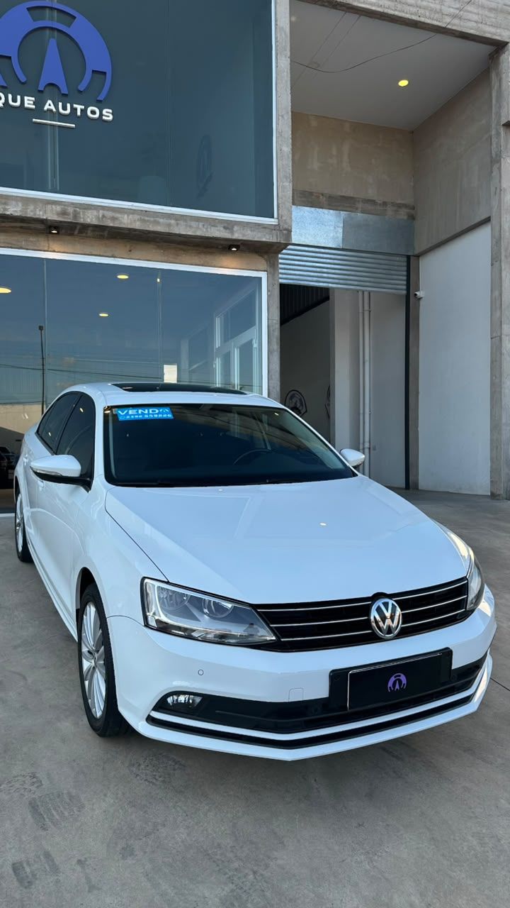 Foto de VOLKSWAGEN VENTO 1.4 TSI HIGHLINE AQ TIP. L/18