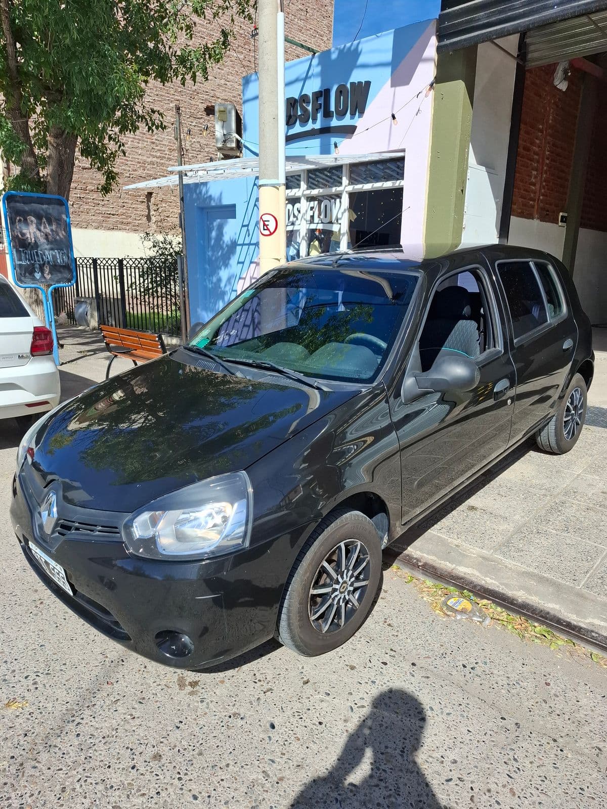 Foto de RENAULT CLIO MIO 1.2 5 P CONFORT PACK