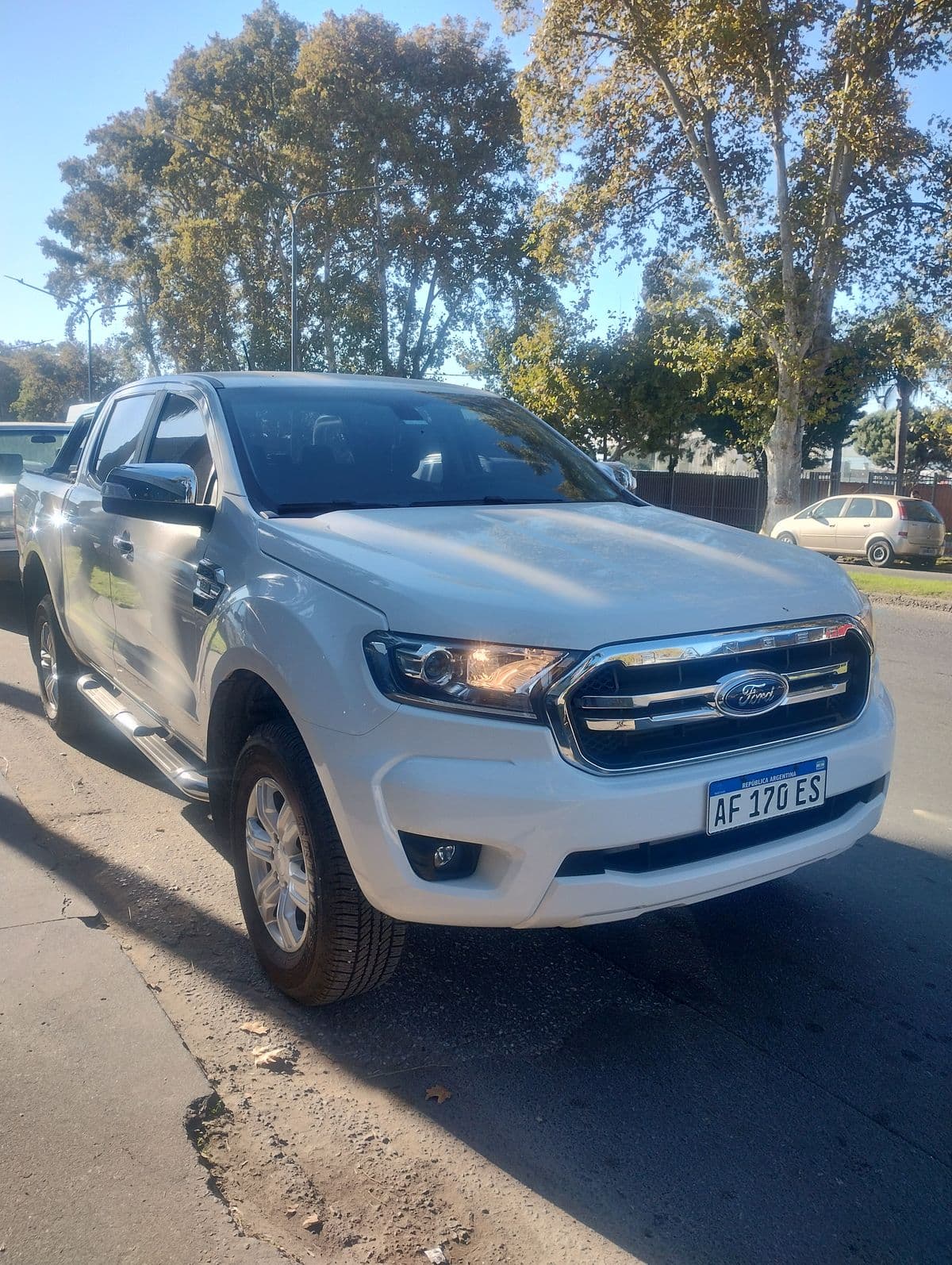 Foto de FORD RANGER 2.2 TDI DC 4X2 L/19 XLT AT