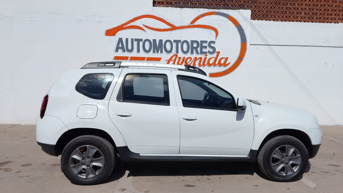 Foto de RENAULT DUSTER 2.0 4X2 PRIVILEGE L/15