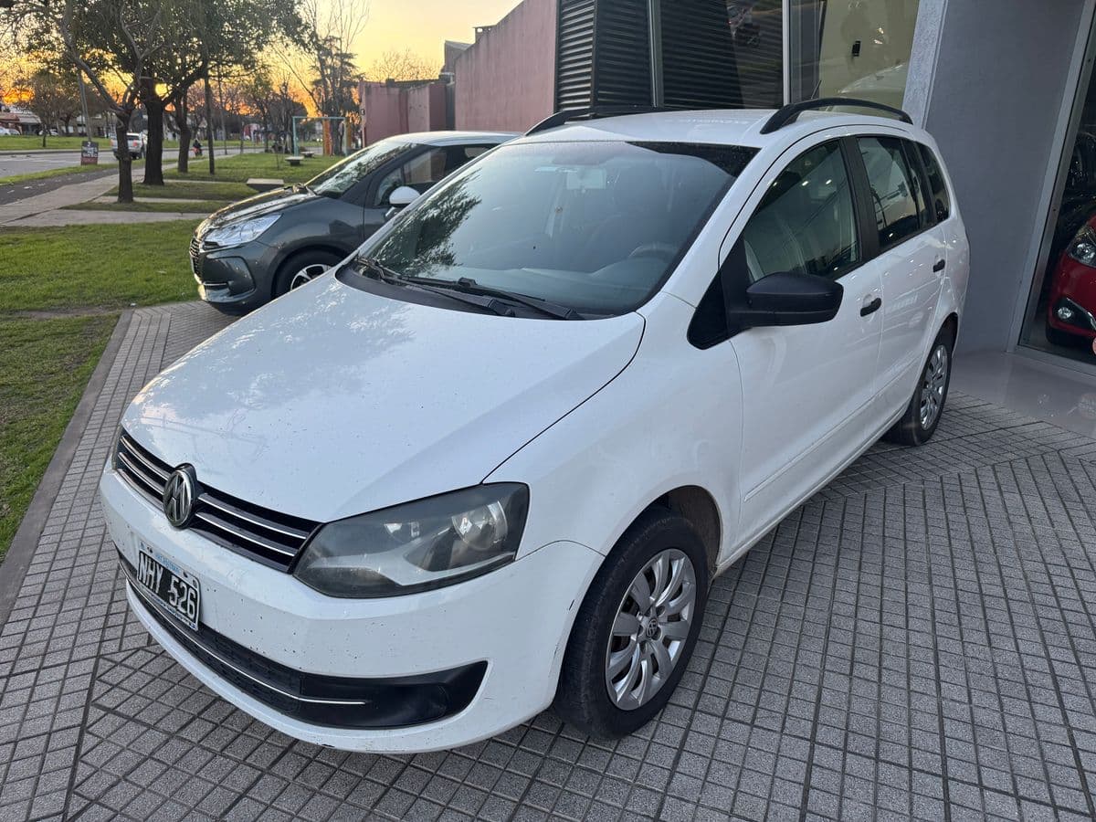 Foto de VOLKSWAGEN SURAN 1.6 COMFORTLINE L/10