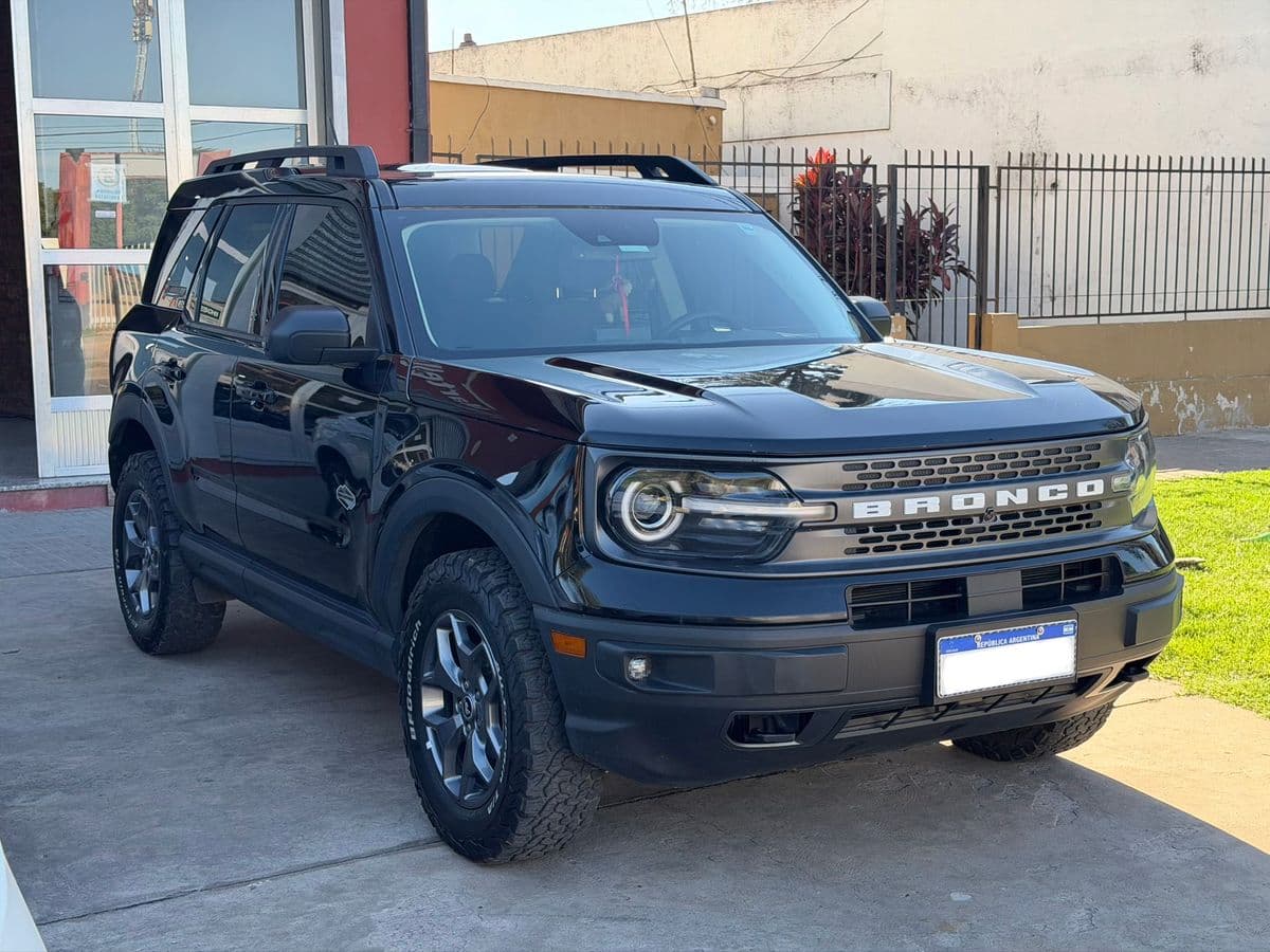 Foto de FORD BRONCO 2.0T SPORT WILDTRAK