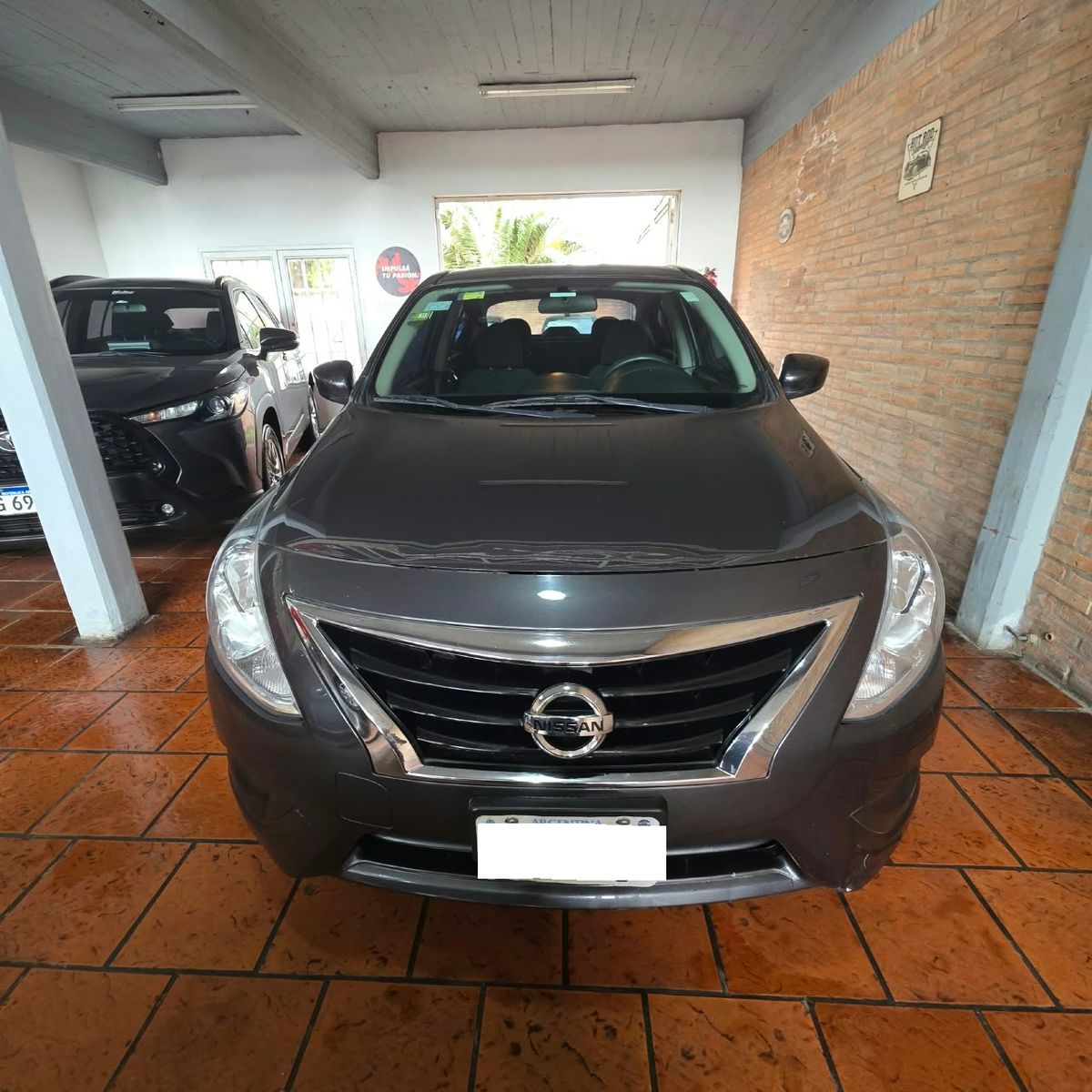 Foto de NISSAN VERSA 1.6 SENSE PURE DRIVE L15