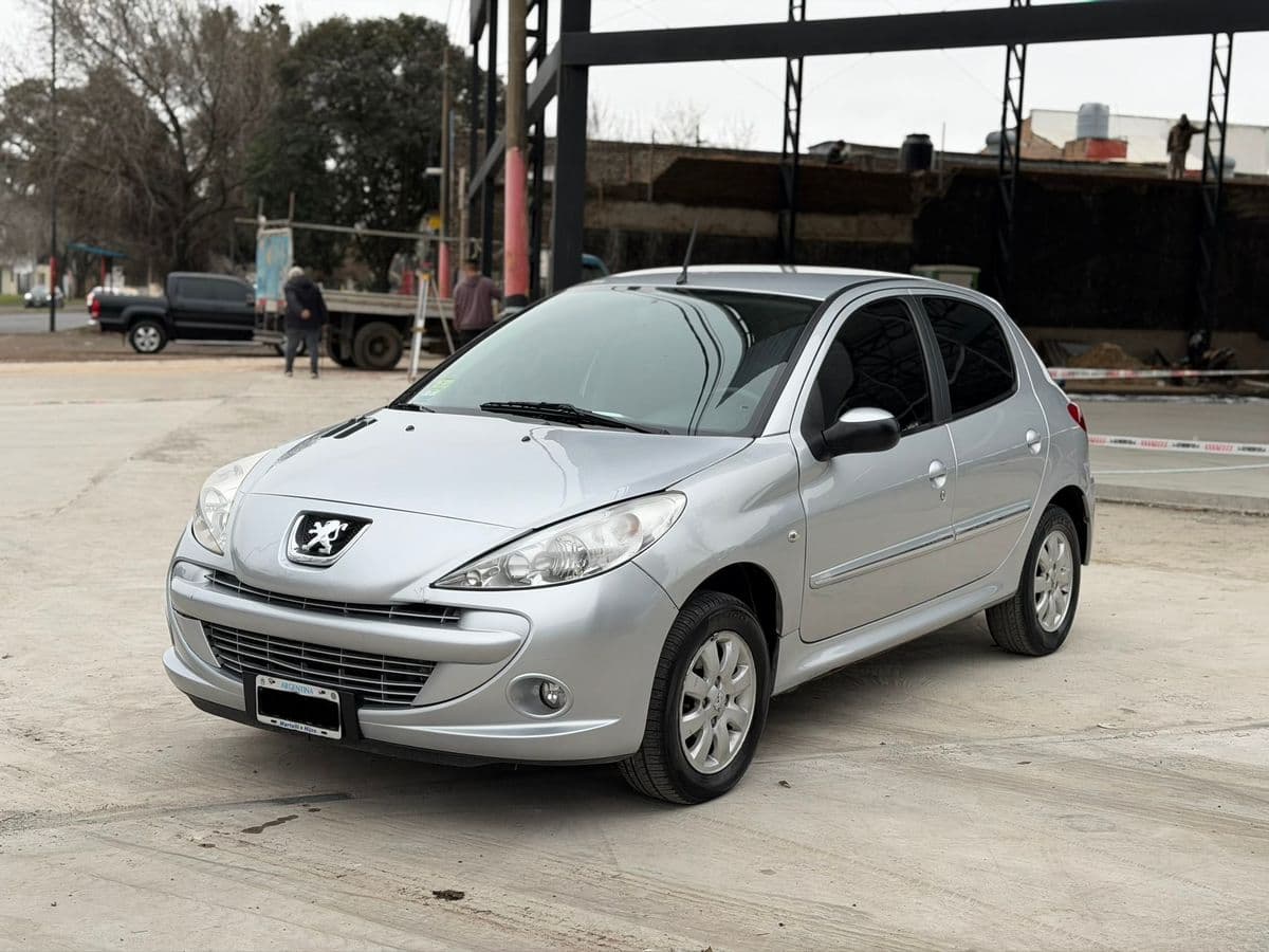 Foto de PEUGEOT 207 COMPACT 1.4 5 P XS//ALLURE