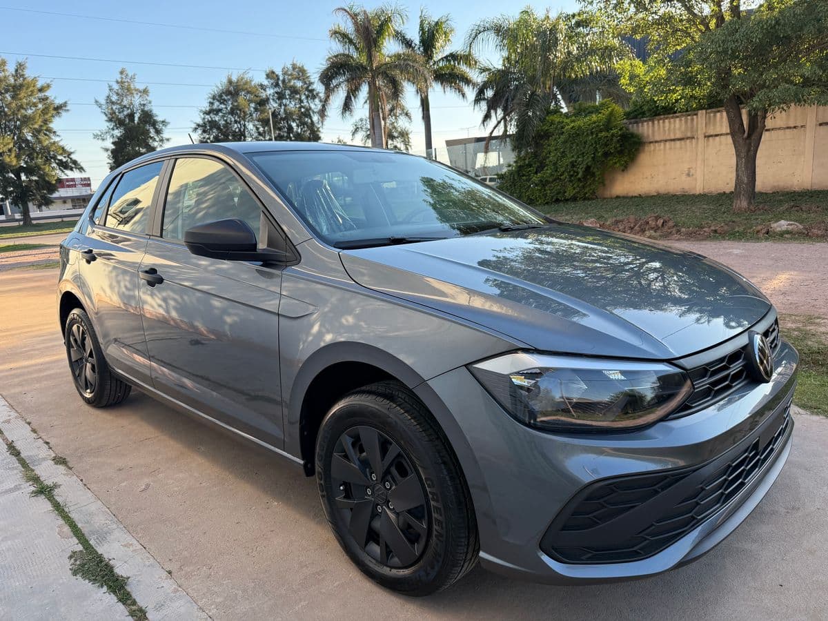 Foto de VOLKSWAGEN POLO 1.6 L/23 MSI TRACK
