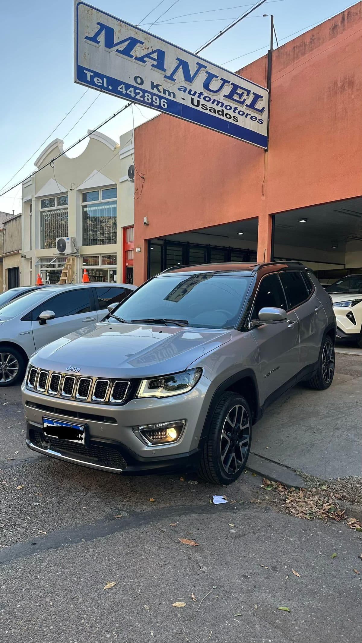 Foto de CHRYSLER JEEP COMPASS 2.4 LIMITED AT9 PLUS