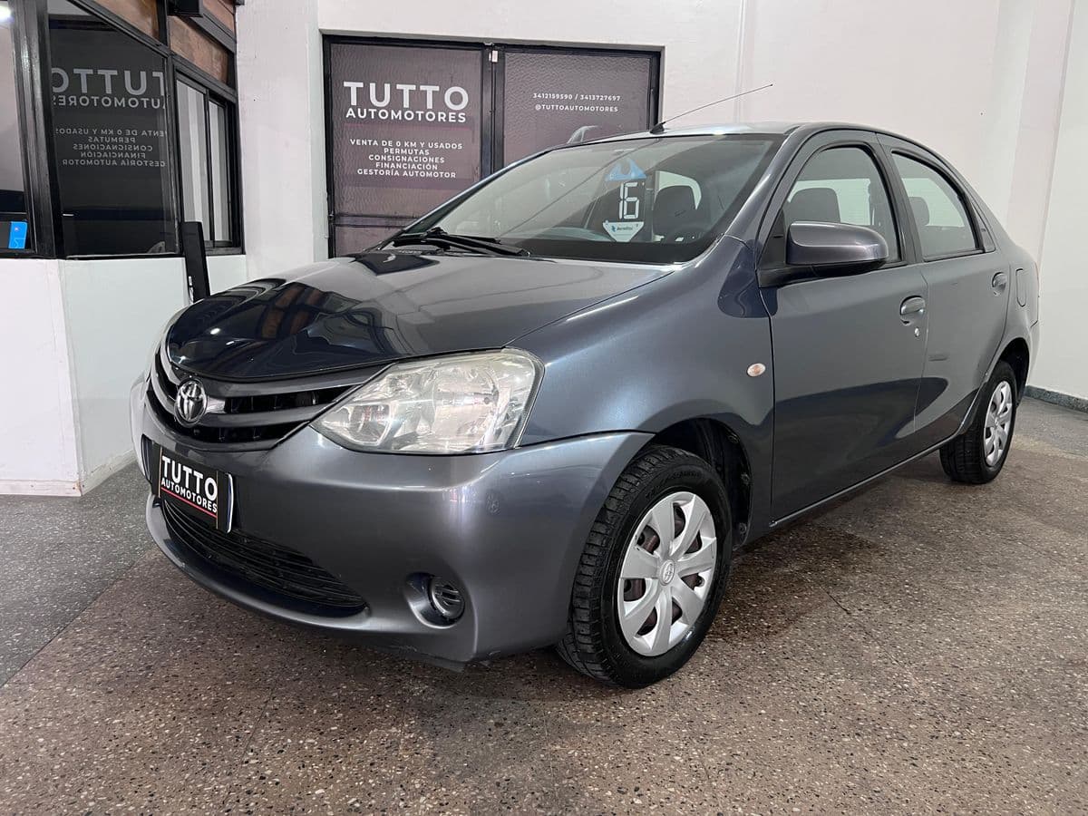 Foto de TOYOTA ETIOS 1.5 4 PTAS XS